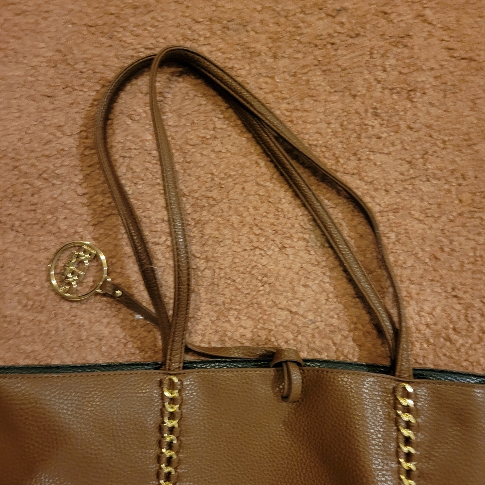 BCBG tote bag - Picture 6 of 6